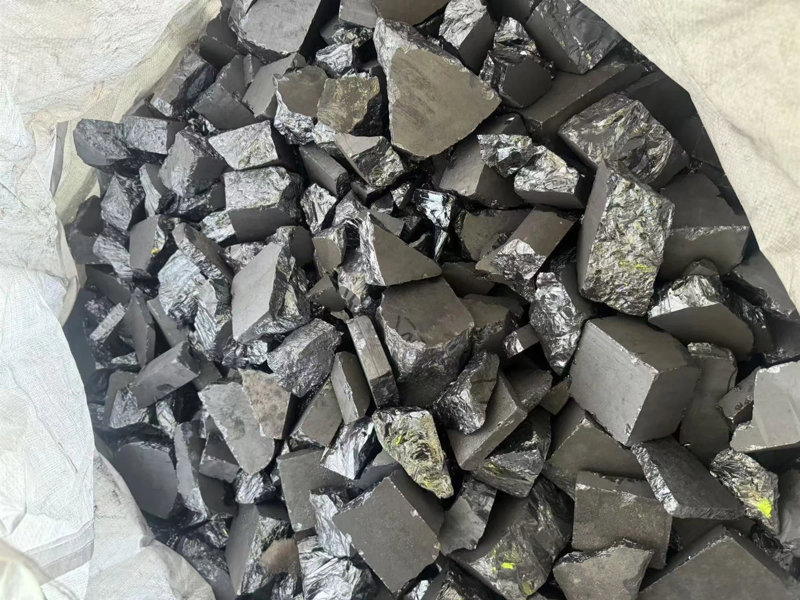 48 tonnes de polysilicon à Kaohsiung